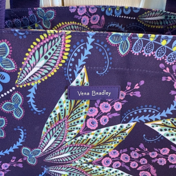 NWOT-Vera Bradley Large Tote Bag Batik Leaves - Picture 5 of 7